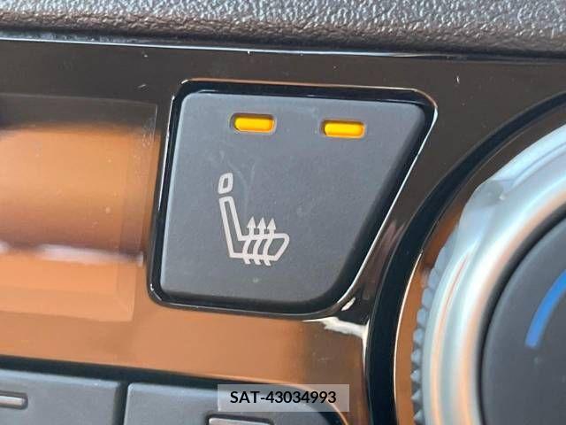 Nissan KICKS 2022-07 210959-7