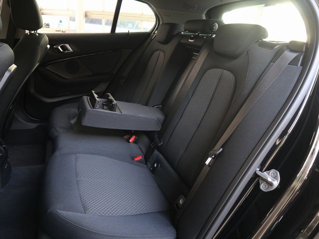 Bmw 1 SERIES 2021-08 182284-20