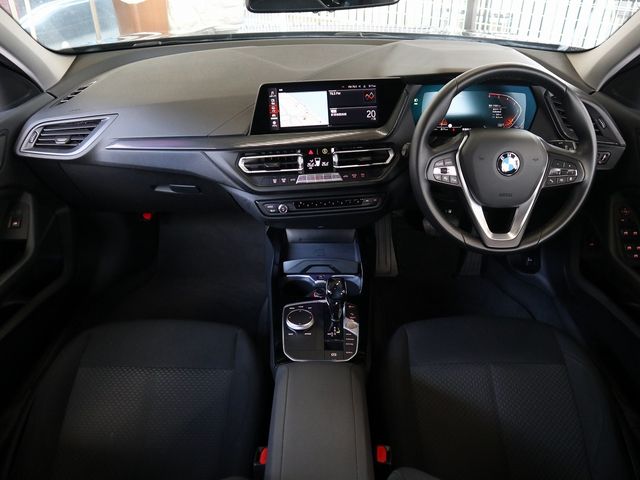 Bmw 1 SERIES 2021-08 182284-26