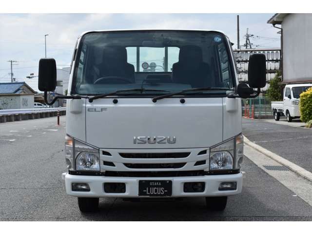 Isuzu ELF TRUCK 2018-03 11142-1