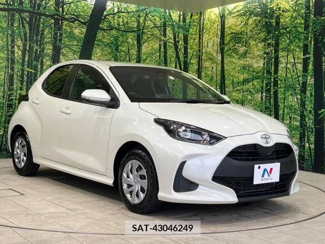 Toyota YARIS 2022-08 395378-16