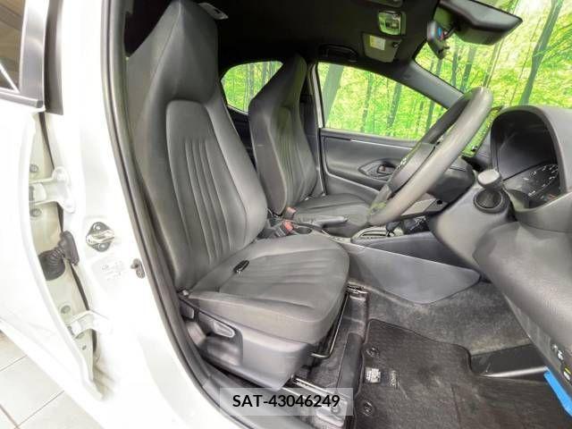 Toyota YARIS 2022-08 395378-8