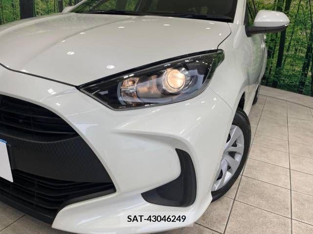 Toyota YARIS 2022-08 395378-13