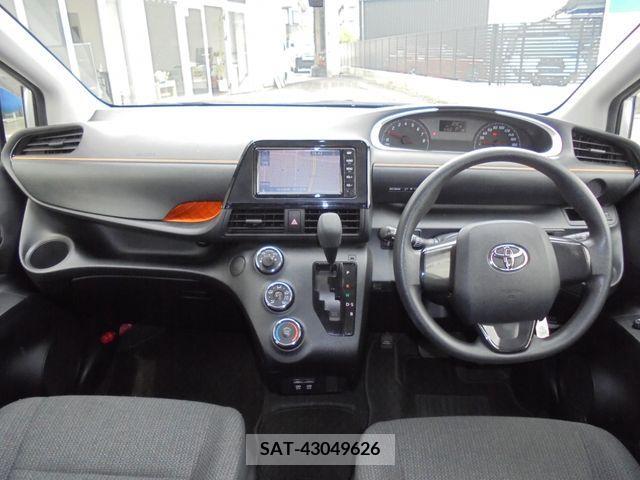 Toyota SIENTA 2019-02 330167-24