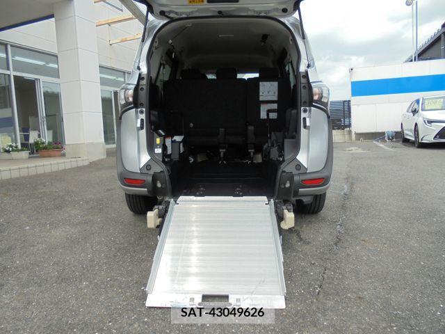 Toyota SIENTA 2019-02 330167-18