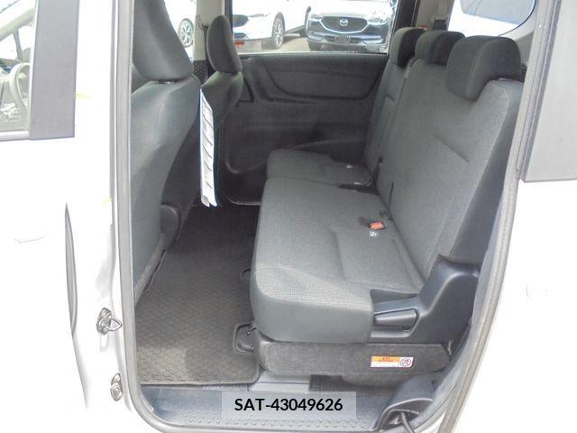 Toyota SIENTA 2019-02 330167-15