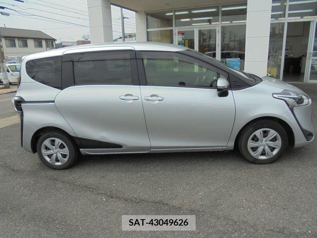 Toyota SIENTA 2019-02 330167-9