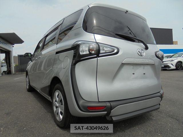 Toyota SIENTA 2019-02 330167-2