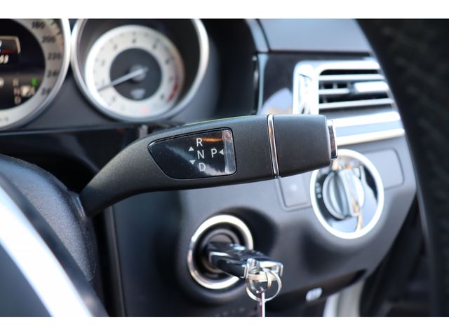 Mercedes Benz E-CLASS 2015-01 12613-6