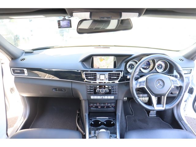 Mercedes Benz E-CLASS 2015-01 12613-4
