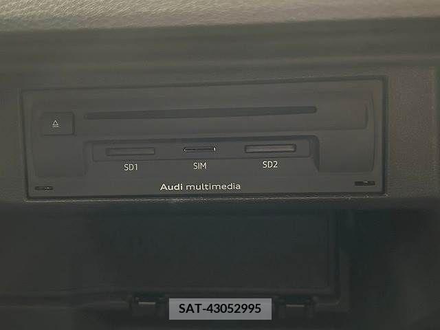Audi Q2 2017-06 318029-5