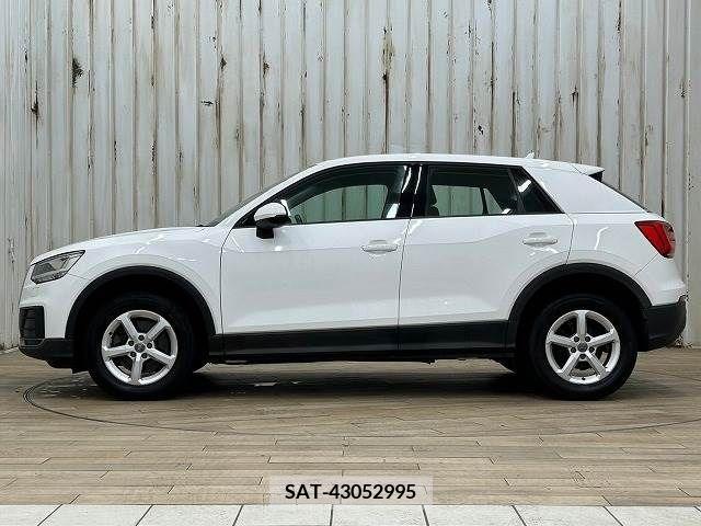 Audi Q2 2017-06 318029-14