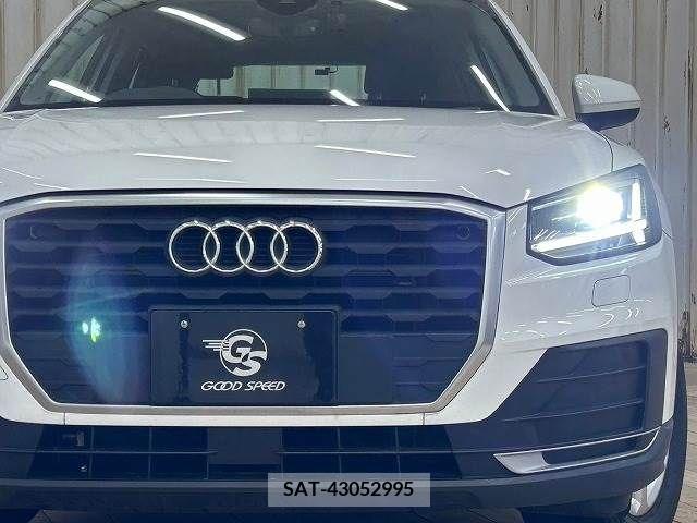 Audi Q2 2017-06 318029-17