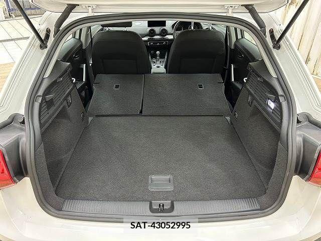 Audi Q2 2017-06 318029-10