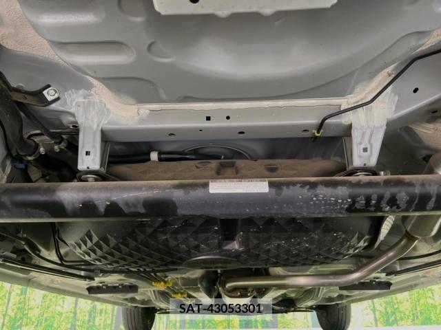 Toyota TANK 2019-06 369210-19