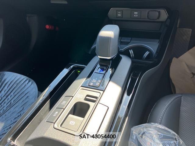 Toyota PRIUS 2023-10 202467-16