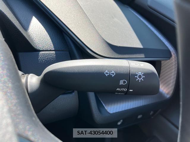 Toyota PRIUS 2023-10 202467-21