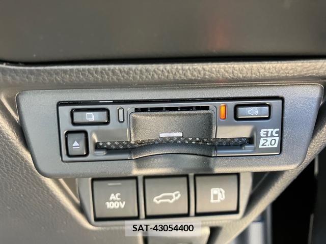 Toyota PRIUS 2023-10 202467-25
