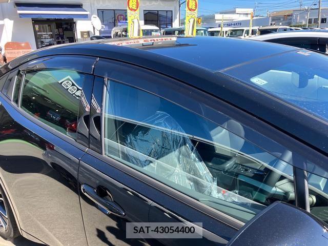 Toyota PRIUS 2023-10 202467-2