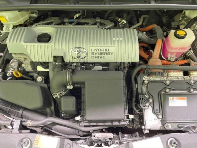 Toyota PRIUS 2013-01 189212-18