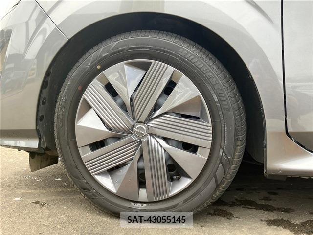Nissan NOTE 2023-03 212625-10