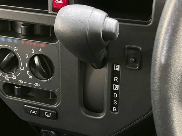 Toyota ROOMY 2019-08 181992-19