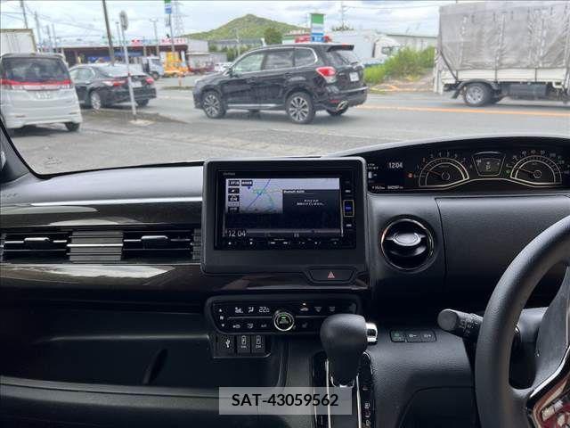 Honda N BOX CUSTOM 2020-07 345781-1