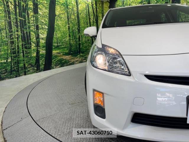 Toyota PRIUS 2011-06 351560-11