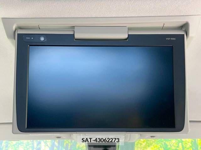 Toyota VOXY 2016-12 221680-5