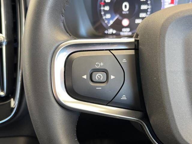 Volvo XC40 2021-06 182597-6