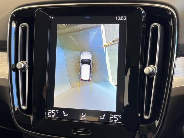 Volvo XC40 2021-06 182597-5