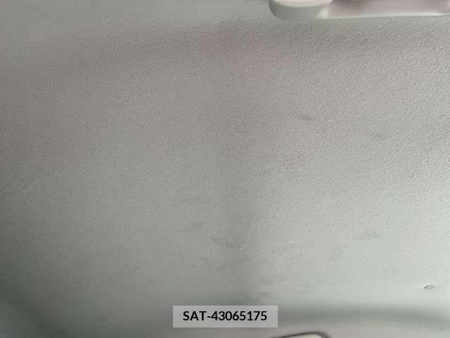 Toyota AQUA 2013-01 218698-14