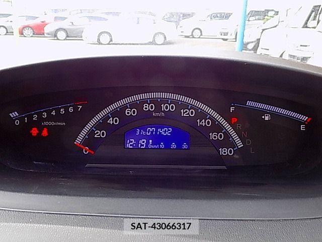 Honda FREED SPIKE 2015-07 327696-7