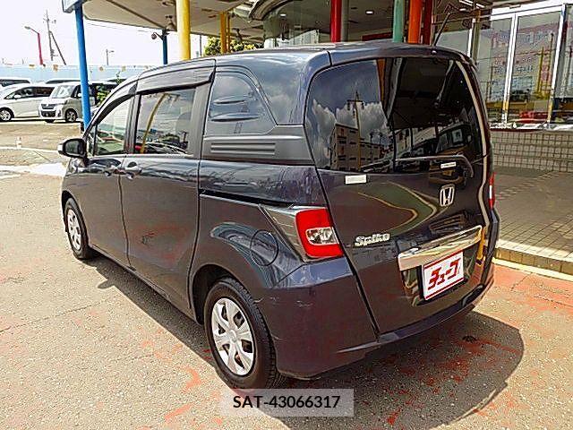 Honda FREED SPIKE 2015-07 327696-8