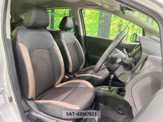 Nissan NOTE 2017-02 327827-9