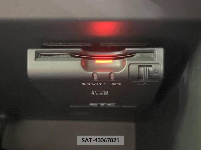 Nissan NOTE 2017-02 327827-4