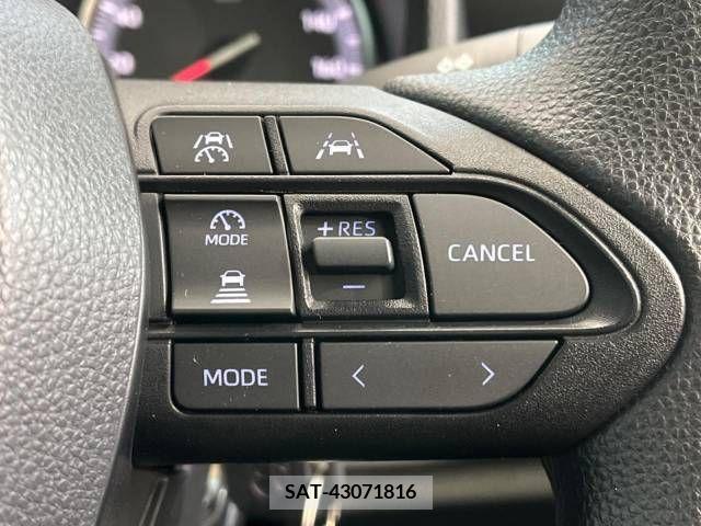 Toyota NOAH 2023-04 207704-4
