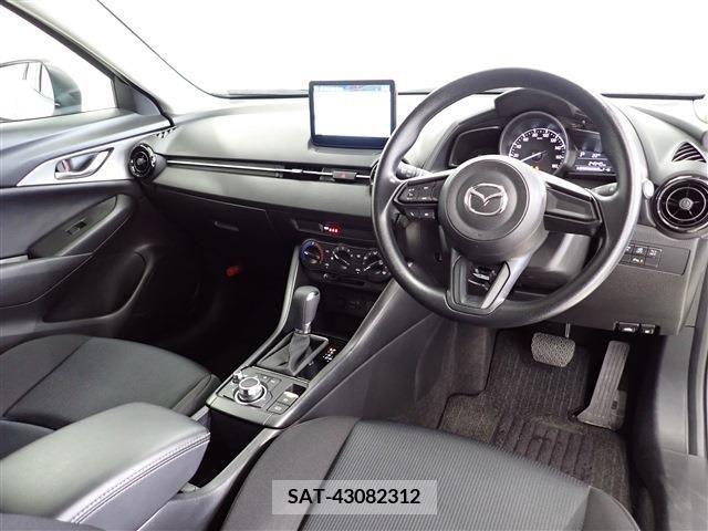 Mazda CX-3 2022-02 302063-24