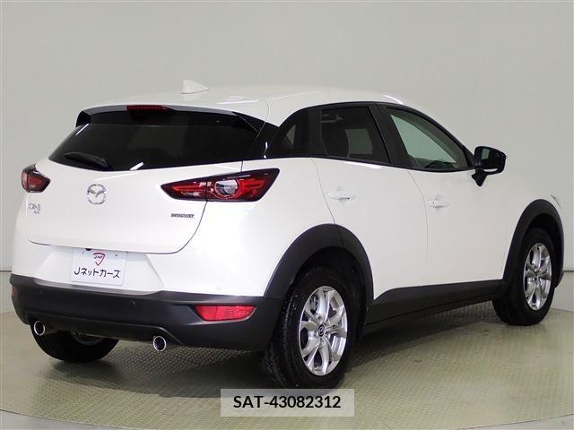 Mazda CX-3 2022-02 302063-3