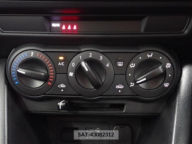 Mazda CX-3 2022-02 302063-16