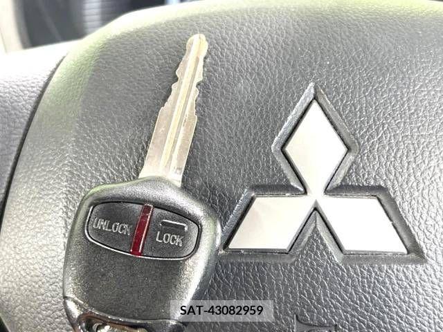 Mitsubishi EK WAGON 2013-06 300718-6
