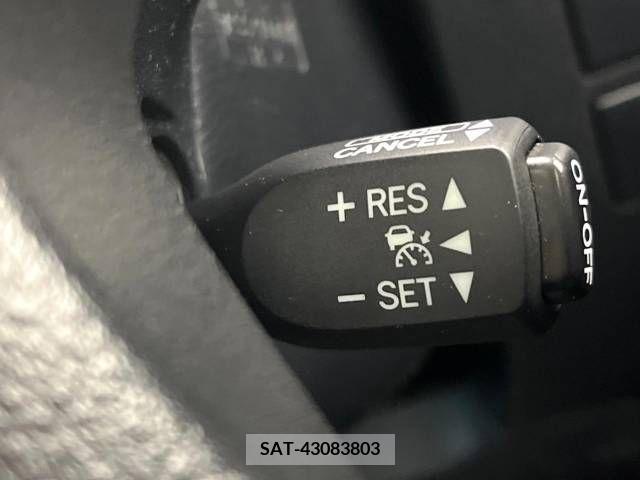 Toyota ALPHARD 2017-07 331949-7