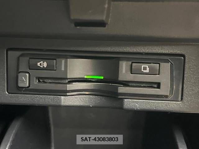 Toyota ALPHARD 2017-07 331949-6