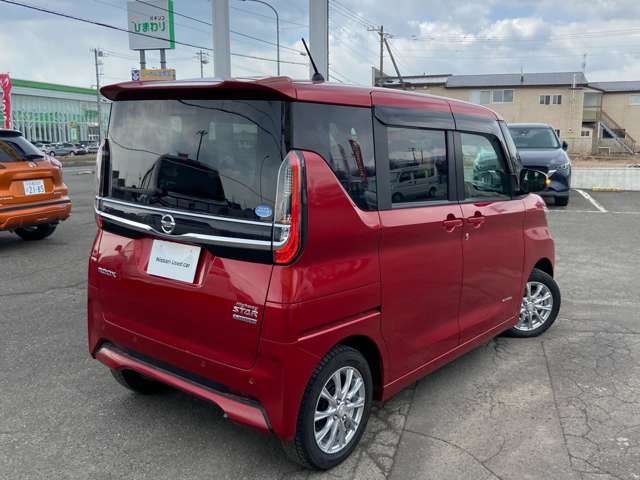 Nissan ROOX 2020-04 8167-1