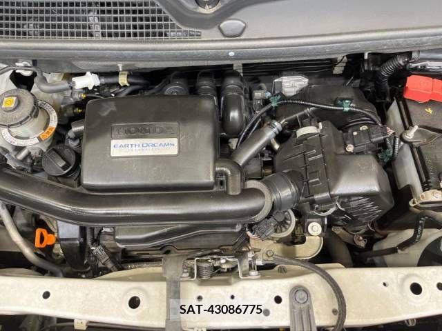 Honda N BOX 2020-05 384876-18