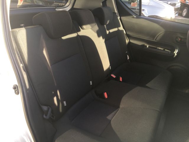 Toyota AQUA 2017-08 188141-9