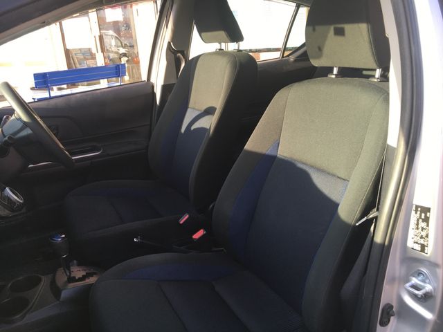 Toyota AQUA 2017-08 188141-10