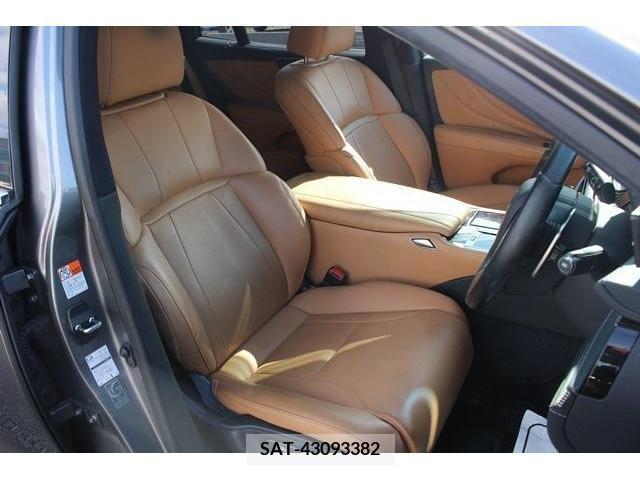 Lexus LS 2021-04 276032-10