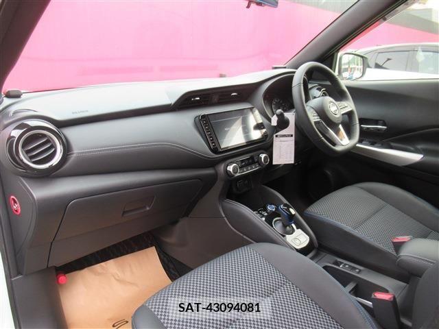 Nissan KICKS 2020-09 274077-5