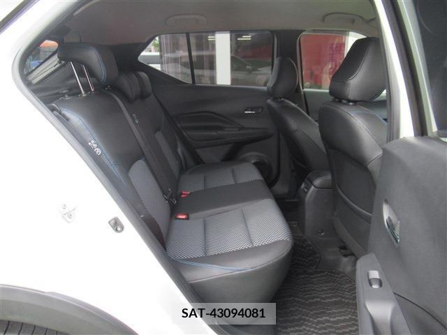 Nissan KICKS 2020-09 274077-4